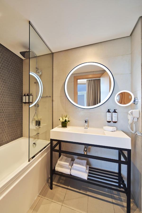Adagio Jumeirah Village Triangle Dubai Ngoại thất bức ảnh