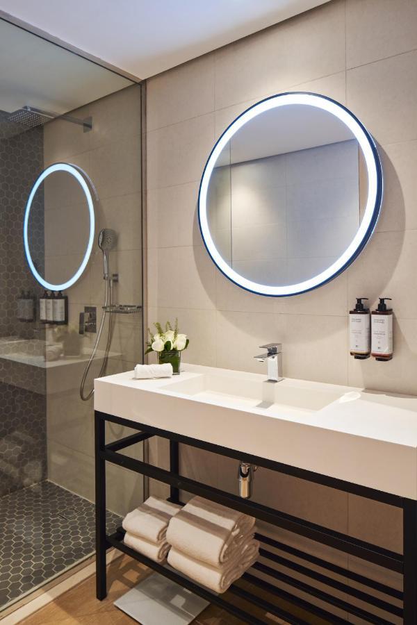 Adagio Jumeirah Village Triangle Dubai Ngoại thất bức ảnh